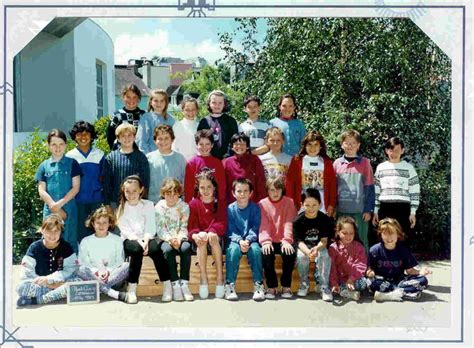 Photo De Classe Cm De Ecole Marie Curie Chateaulin