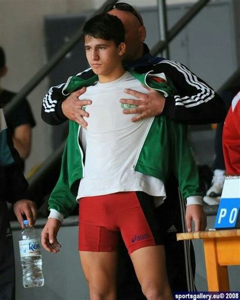 Pin En Athlete Bums Bulges And Beaus