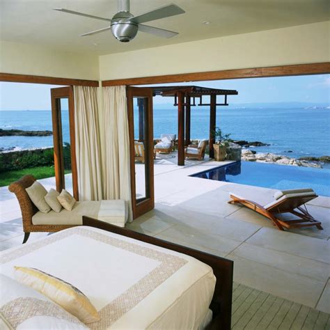 33 Sun Drenched Bedrooms With Mesmerizing Ocean Views