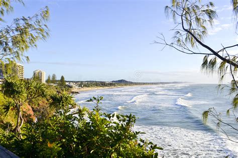 Queensland in australien ist einer der schönsten und abwechslungsreichsten bundesstaaten, da er sich aufgrund seiner größe über mehrere klimazonen erstreckt. Coolum5, Sonnenschein-Küste, Queensland, Australien ...