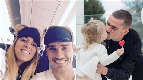 Griezmann and his daughter shouting ''barca'' in camp nou stadium. Antoine Griezmann's Amazing Wife Erika Choperena And kid ...