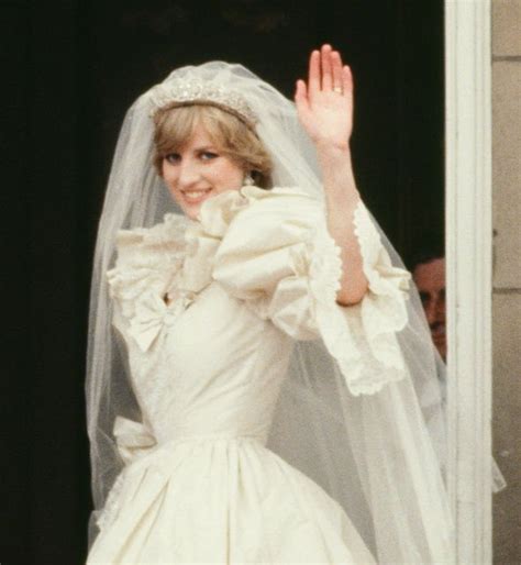 Princess Diana Wedding Dress On Display At Kensington Palace