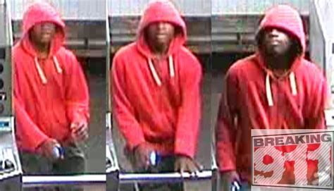 Photo Nypd Looking For Grand Larceny Suspect Breaking911