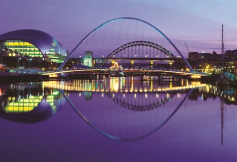 Gateshead Millennium Bridge Design And Pictures