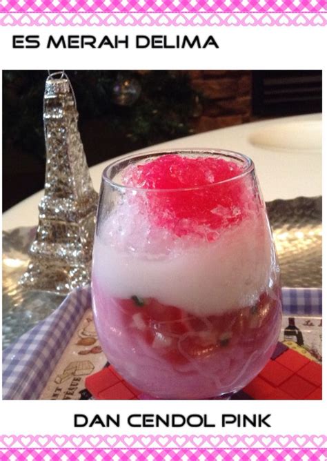 Larutkan gula merah dan gula pasir dalam 320ml air, didihkan. ES MERAH DELIMA DAN CENDOL PINK | Stemless wine glass, Alcoholic drinks, Wine glass