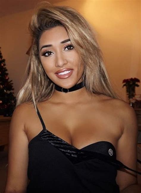 Ex On The Beach Zahida Allen Is 90 Boobs In Instagram Reveal Daily Star