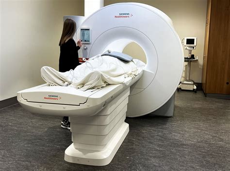 New Mri Helps Patients With Implanted Devices Claustrophobia Or