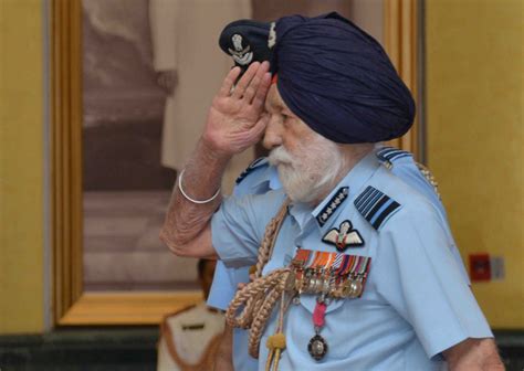 With Flypast 17 Gun Salute And Half Mast Flag Host Nation Bids Adieu To Marshal Of Iaf Arjan