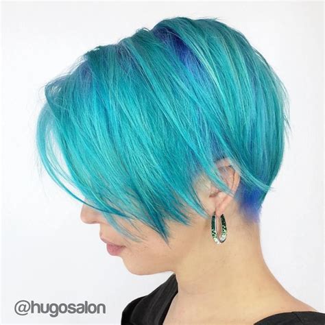 Turquoise Pixie Bob With Blue Roots Light Blue Hair Teal Hair Blue Hair