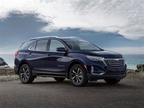 2022 Chevrolet Equinox Reviews Pricing And Specs Kelley Blue Book