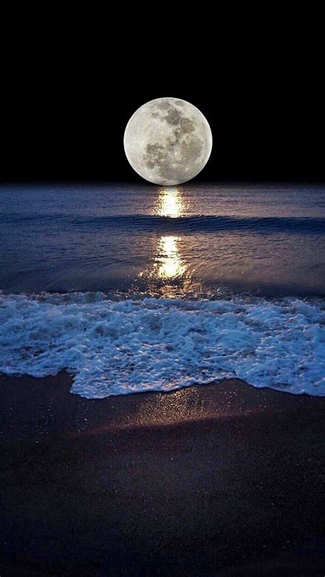 Beautiful Full Moon Wallpapers Top Free Beautiful Full Moon Backgrounds Wallpaperaccess