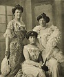 As 3 irmãs Orléans - Amélia Rainha de Portugal; Isabel Duquesa de Guise ...