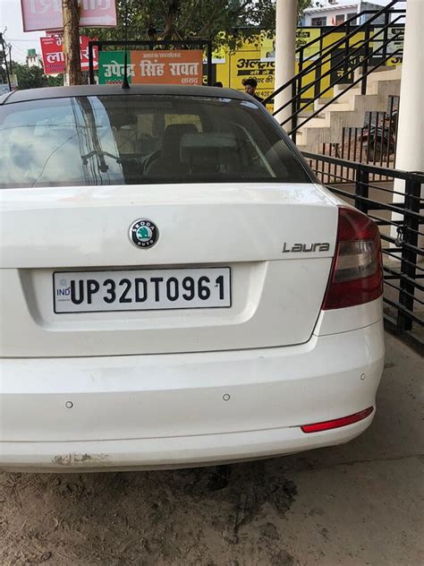 Used 2011 Skoda Laura Ambiente 20 Tdi Cr Mt For Sale In Lucknow At Rs