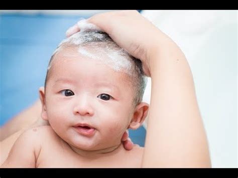 Cara ini dapat membantu melebatkan rambut bayi. 9 Cara Melebatkan Rambut Bayi Secara Alami dan Sehat - YouTube