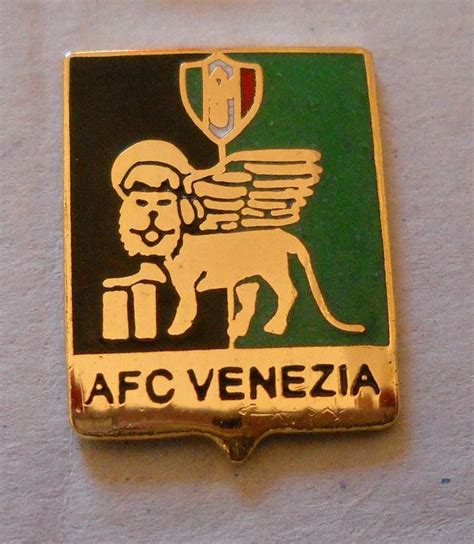 Venezia page on flashscore.in offers livescore, results, standings and match details (goal scorers, red cards, …). calcio distintivo AFC Venezia fascismo badge football pin ...