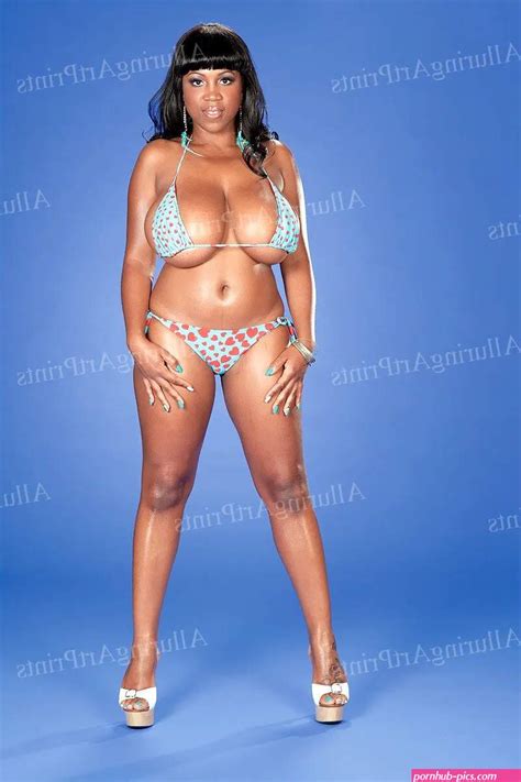 Maserati Ebony Risque Print Black Model Pretty Woman Curvy Huge Boobs Legs E Pornhub Pics