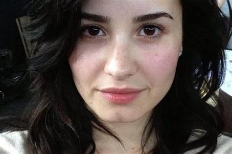 10 Times Demi Lovatos Freckles Were The Beauty Spots Weve Always