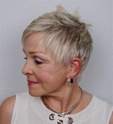 50 Gorgeous Wedge Haircuts For Women Over 60 That You Cant Miss