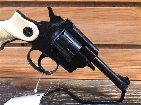 Rohm Rg24 Black Finish Revolver 22lr White Grips