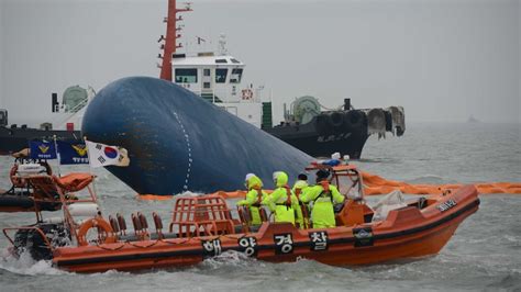 South Korea Ferry Disaster Prosecutors Raid Home Of Sewol Firm Owner Abc News