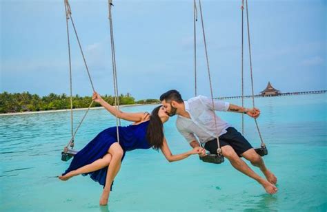 honeymoondiaries this couple got a honeymoon shoot done in maldives and it s amazing