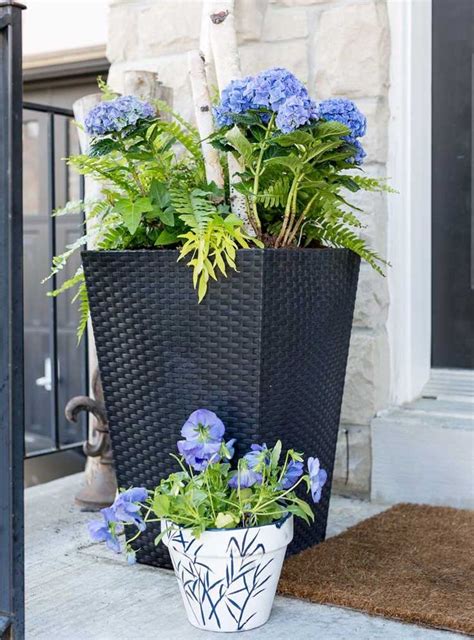 Maybe you would like to learn more about one of these? Home Ideas Review | Flower pots, Porch planters, Porch flowers