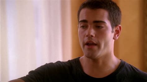 Auscaps Jesse Metcalfe Shirtless In Desperate Housewives 1 01 Pilot
