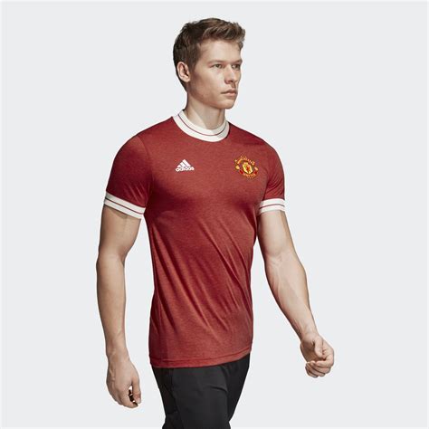 The legendary united is the greatest sports franchise planet earth has ever seen. Adidas Manchester United Home Icon jersey - Real Red ...