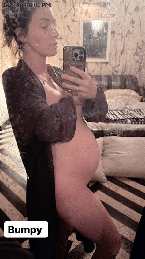 Whitney Cummings Pregnant And Nude Pantyless Selfie The Fappening