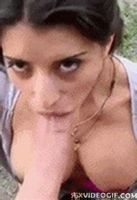 Latina Milf Soffie Public Blowjob At Backyard Sexvideogif Com
