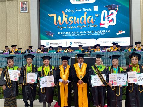 Wisudawan Terbaik S1 UIN Mataram Radio Sinfoni FM