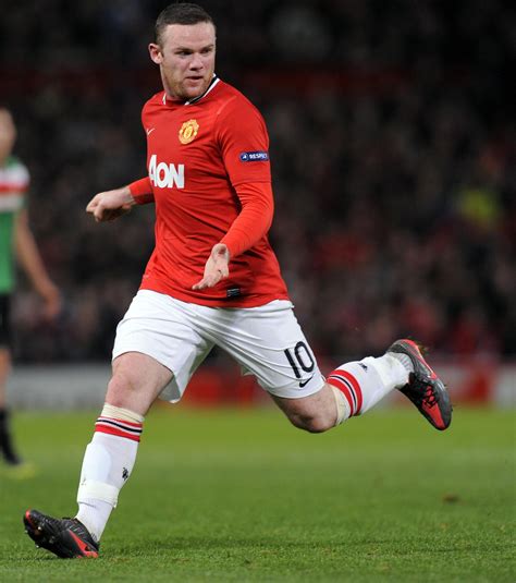 Manchester United Pour Wayne Rooney Coiffer City Au Poteau Serait Le