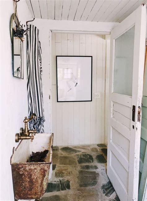Unexpected Guests Leanne Ford Sfgirlbybay Cabin Bathrooms Home