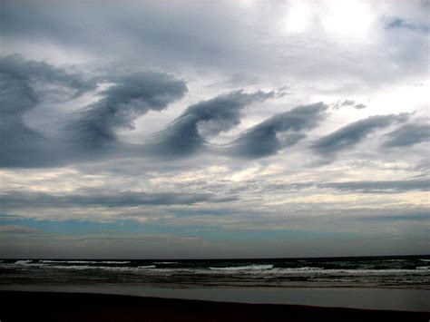 Mind Blowing Cloud Formations You Probably Havent Seen Before Bored