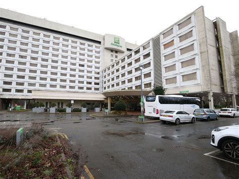 Holiday Inn Owner Partners With Unilever To Axe Hotel Bathroom