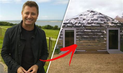 George clarke explores the extraordinary world of small builds, where people turn tiny spaces into the most incredible places to live, work and play. George Clarke's Amazing Spaces - fans go crazy on Twitter ...