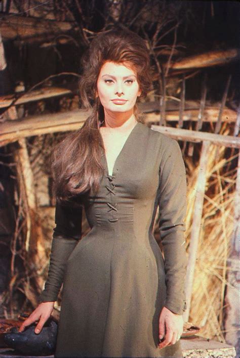 Sophia Loren ‘el Cid 1961 Sophia Loren Fashion High Neck Dress