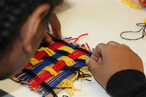 First 'hand weaving' textiles lesson - Arco Academy | Sports specialist