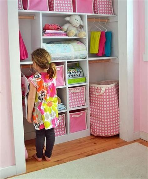 Make storage in your closet more flexible with hanging clothes organizers. Art DIY Closet Organizer girl-room | Kids new room | Pinterest