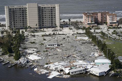 Cut Off From Water Fort Myers Hospitals Evacuate After Hurricane Ian
