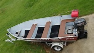 Lund 14 foot Utility Fishing Boat With 25 HP Johnson OUTBOARD motor ...