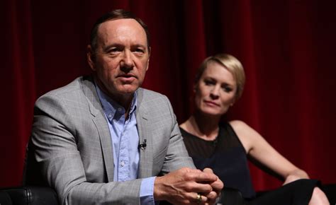 Betrayed by the white house, congressman frank underwood embarks on a ruthless rise to power. New House Of Cards Cast Members Have Been Added After ...