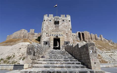 Ancient Syrian Castles Serve Again As Fighting Positions The