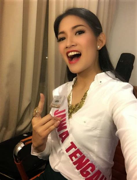 Berkenalan Dengan Anindya Kusuma Putri Putri Indonesia 2015 Mengenal Tokoh Dan Orang Terkenal