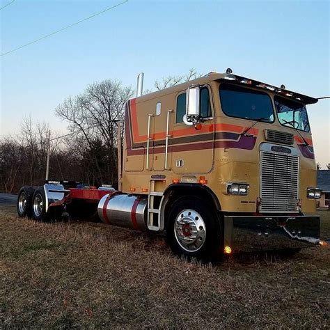 Coe Freightliner Custom Old Dodge Trucks Big Rig Trucks Semi Trucks