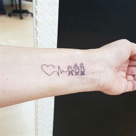 21 Ideias De Tatuagens Para Homenagear Os Filhos 123 Tatuagens