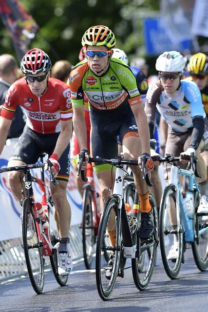 Dit seizoen was onze wedstrijd nog een nationale cross. Philippe Gilbert Belgisch kampioen wielrennen, Bakelants 5e, Wout Van Aert 9e | Nieuws dat je ...