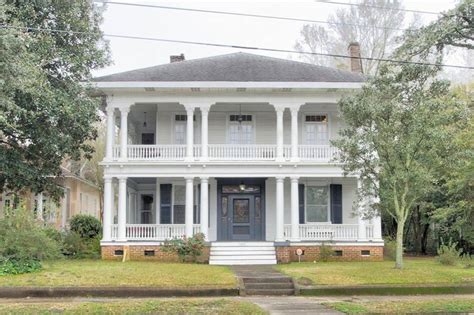 1907 Historic Home For Sale In Mobile Alabama — Captivating Houses