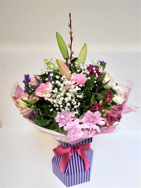 Amazing Blooms Listowel Florist Modern And Contemporary Flower Designs