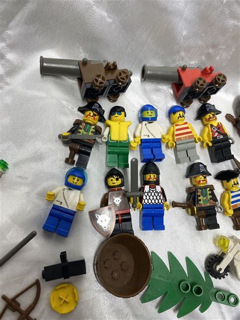 Vintage Lego Minifigure Lot Pirates Wolfpack Wind Surfer Cannons Ebay
